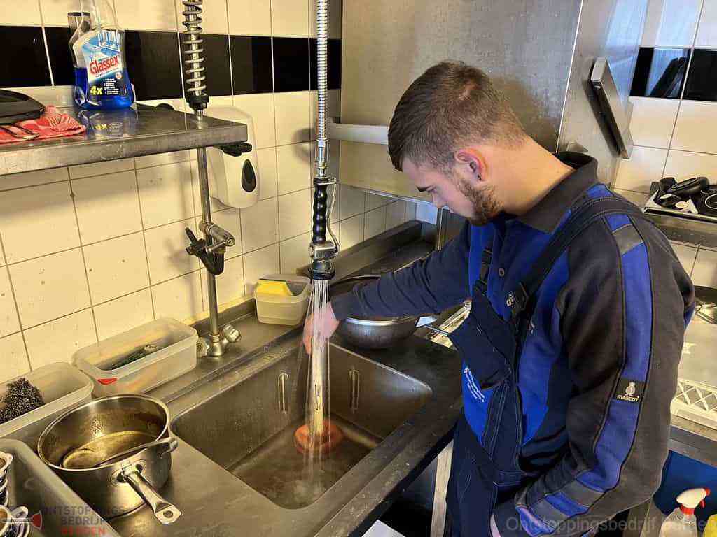 Gootsteen Ontstoppen Bergen Gootsteen Ontstoppen Bergen
